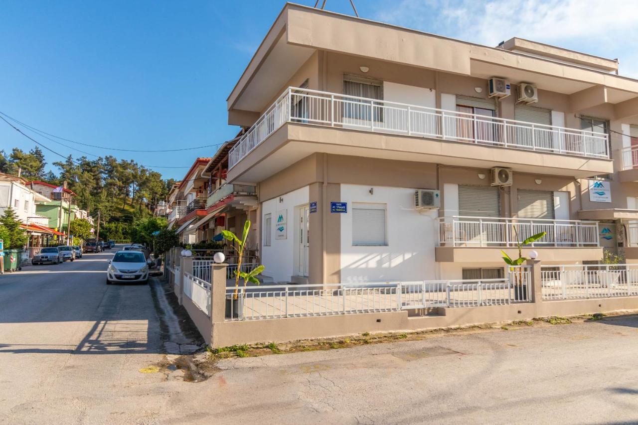 Del Mar Apartments I 阿吉亚特拉萨 外观 照片