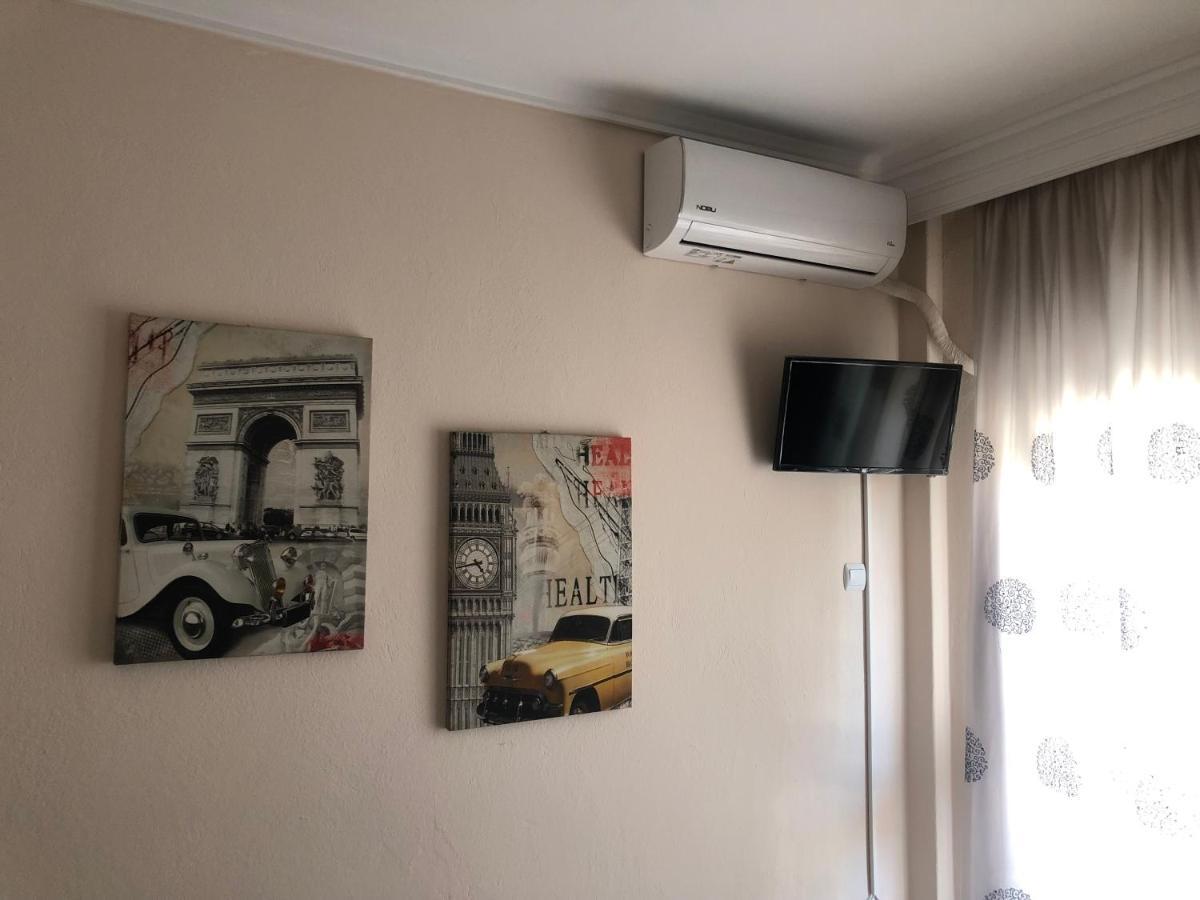 Del Mar Apartments I 阿吉亚特拉萨 外观 照片